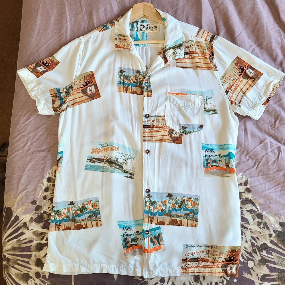 Aeropostale Resort Postcard Print Button-Front Shirt Size M